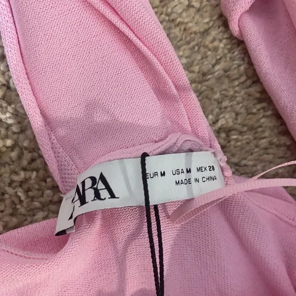 Zara, size medium, pink crop top - Picture 2 of 2